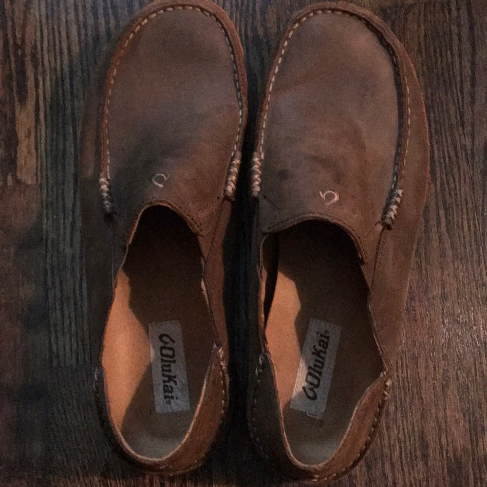Olukai slip ons